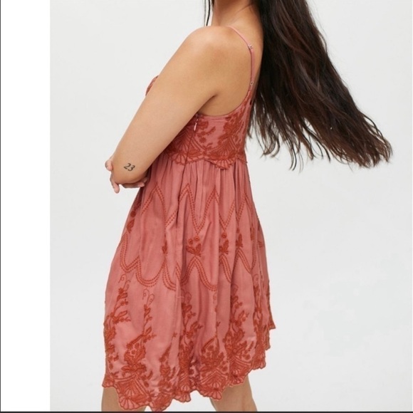 ⚠️SALE⚠️ Urban Outfitters Jamie Embroidered babydoll dress - Picture 2 of 3